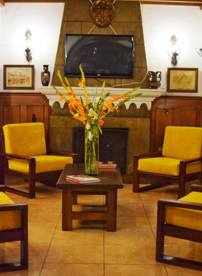 Hotel Ambassador Quito Exterior foto